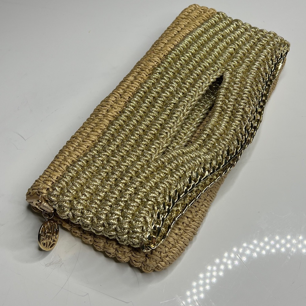 Lilly Pulitzer Beige Straw and Gold Crochet Chain Trim Hand Flat Tote Clutch Bag - Picture 3 of 9